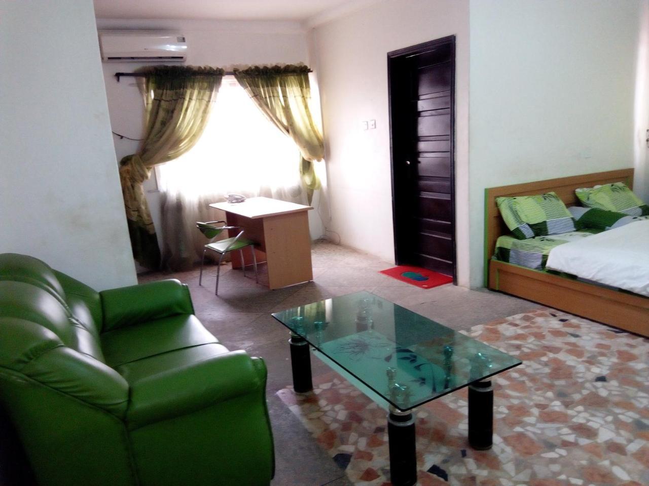 Royal Green Guest House Abeokuta Luaran gambar